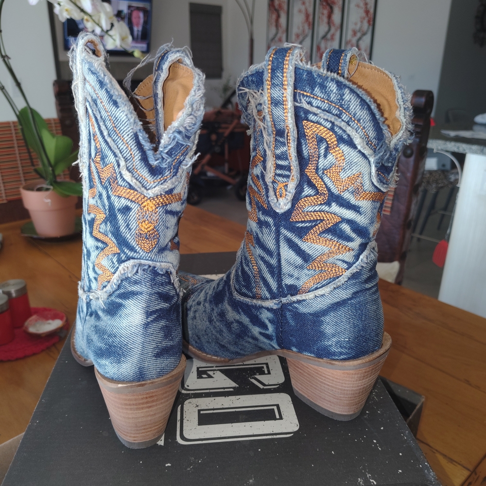 Dingo Blue and Tan Textile Boots - Picture 3 of 7